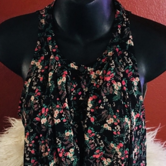 Princess Vera Wang tank Small - Picture 2 of 5